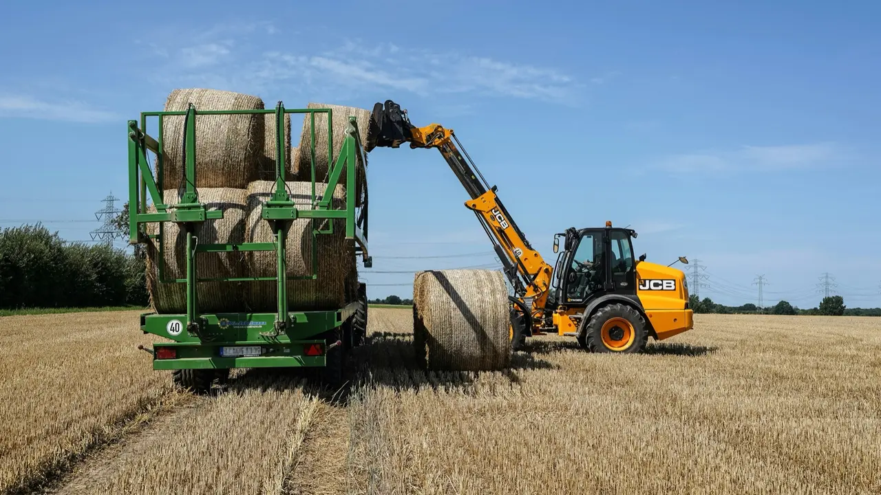 Manitou MRT 2150 roterende verreiker op een bouwterrein
